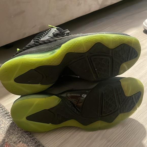 2012
LeBron 9 'Dunkman' - Picture 6 of 6